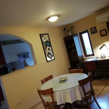 Haldej Apartmán *